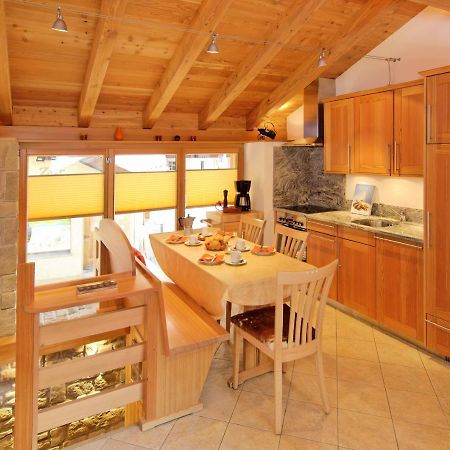 Ferienwohnung Chalet Puezji Zermatt Exterior foto