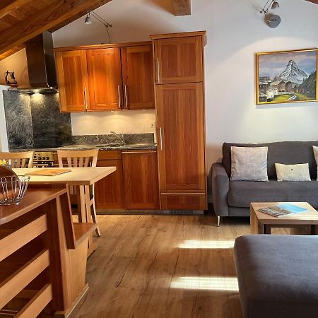 Ferienwohnung Chalet Puezji Zermatt Exterior foto