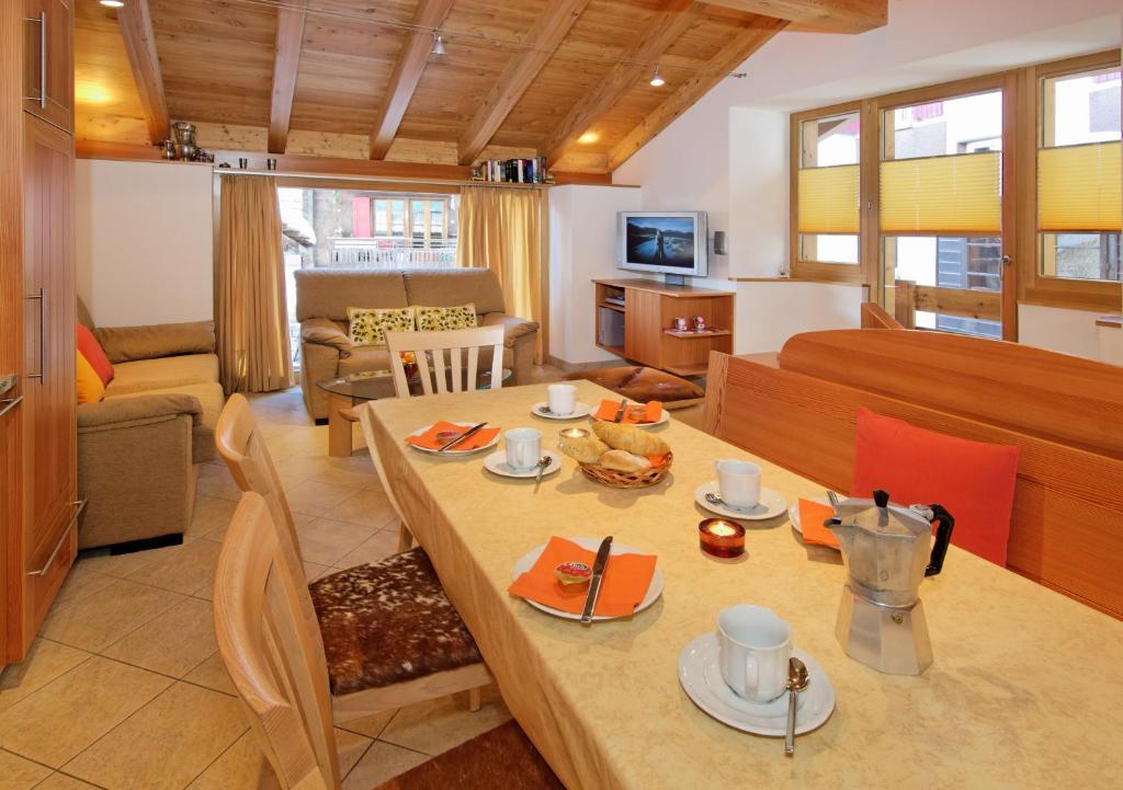 Ferienwohnung Chalet Puezji Zermatt Quarto foto