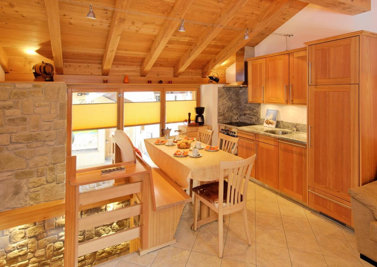 Ferienwohnung Chalet Puezji Zermatt Exterior foto