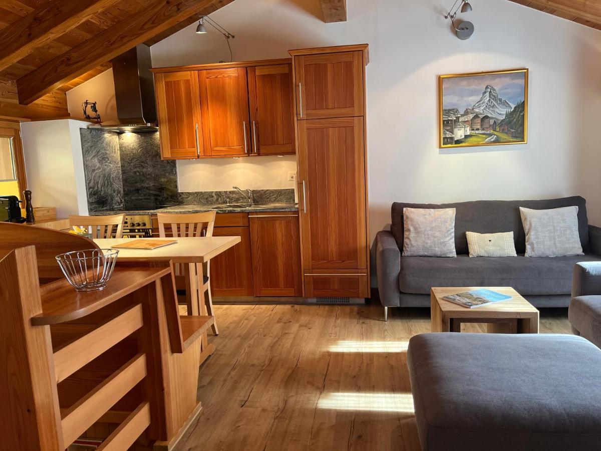 Ferienwohnung Chalet Puezji Zermatt Exterior foto
